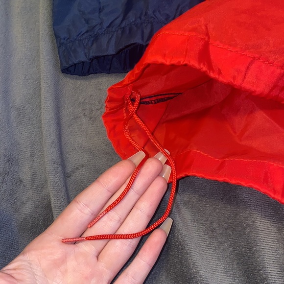 🪸Vintage Adidas windbreaker from the 80’s! - Picture 3 of 11